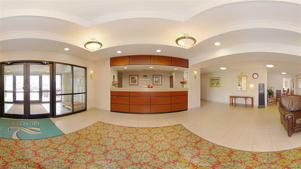 Red Roof Inn & Suites Indianapolis Airport Exterior photo